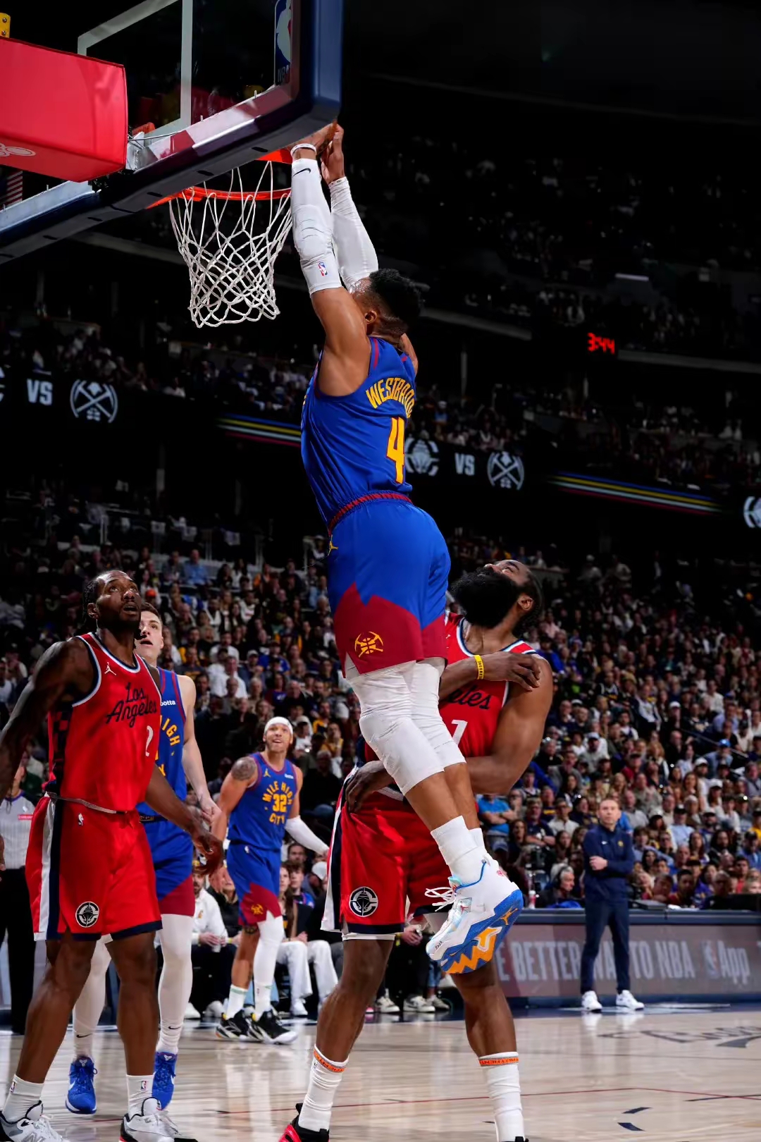 金年会官网|https://ux-yabo-links.com-加时末段欧联焦点战，底特律活塞篮板制胜，悬念犹存，控场能力受关注(底特律变人暴力路线攻略)